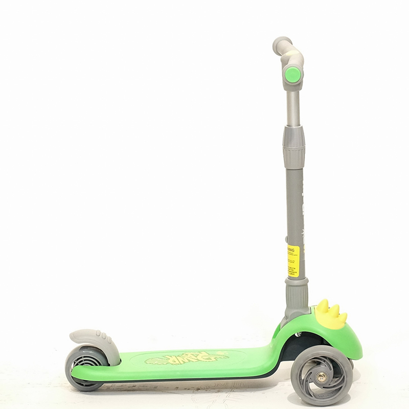 royalbaby-patini-scooter-tritrocho-paidiko-foldable-rb-s2-prasino-1s
